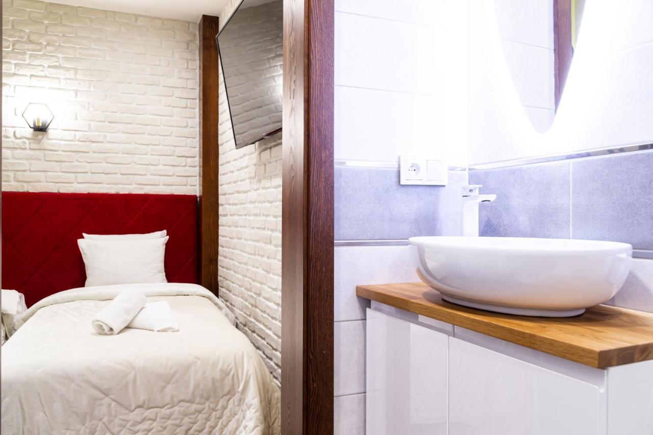Househost Apartment:Bracka 3/15A Cracovia Esterno foto